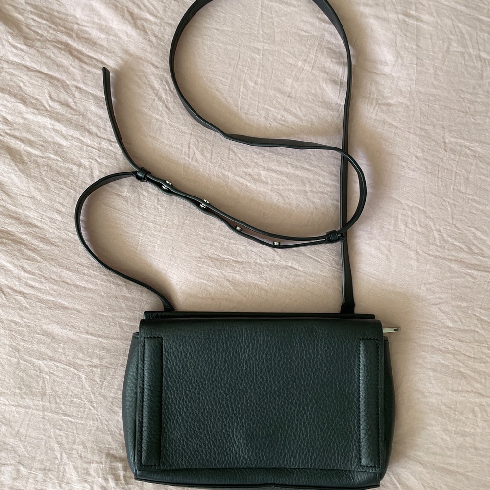 Elegant Black Leather Women's Bag